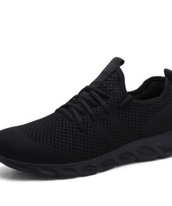 VAHAST TOSSUD MEESTELE